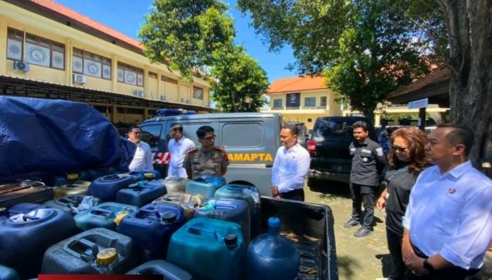 Polresta Banyuwangi Ungkap Dua Kasus Penyelewengan BBM Subsidi, 7 Tersangka di Amankan