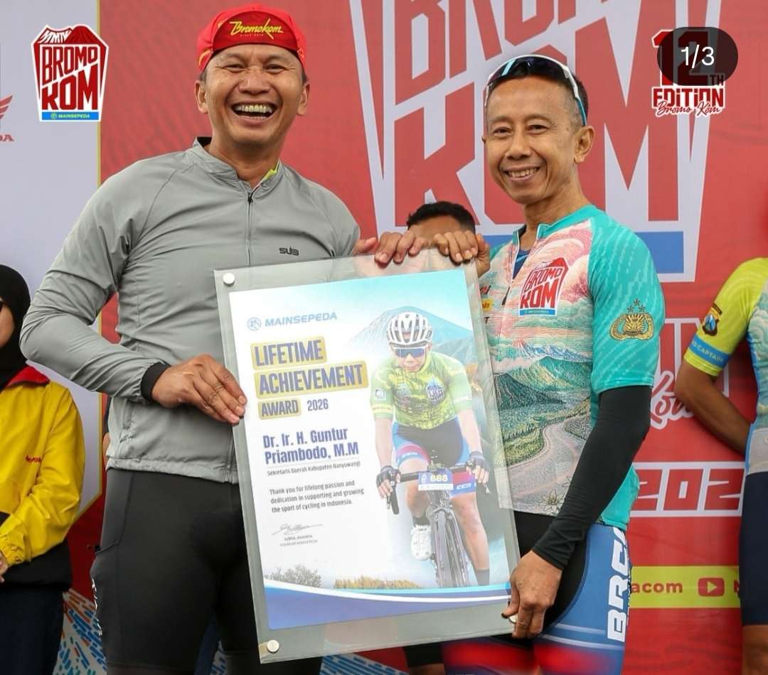 Guntur Priambodo Raih Lifetime Achievement Award di Bromo KOM 2026
