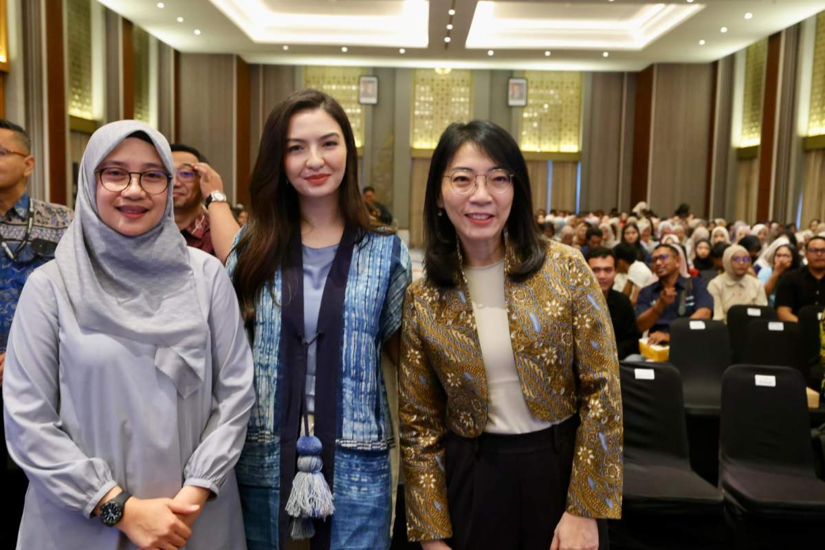 Bareng Raline Shah di SATU Indonesia Awards di Banyuwangi, Bupati Ipuk Dorong Anak Muda Jadi Agen Perubahan